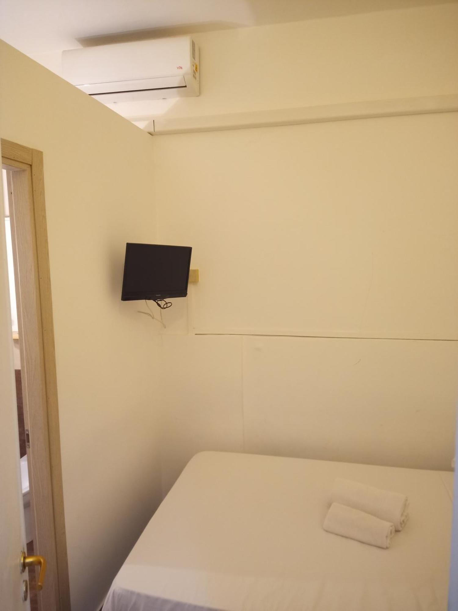 Antadia Hotel Palermo Bagian luar foto
