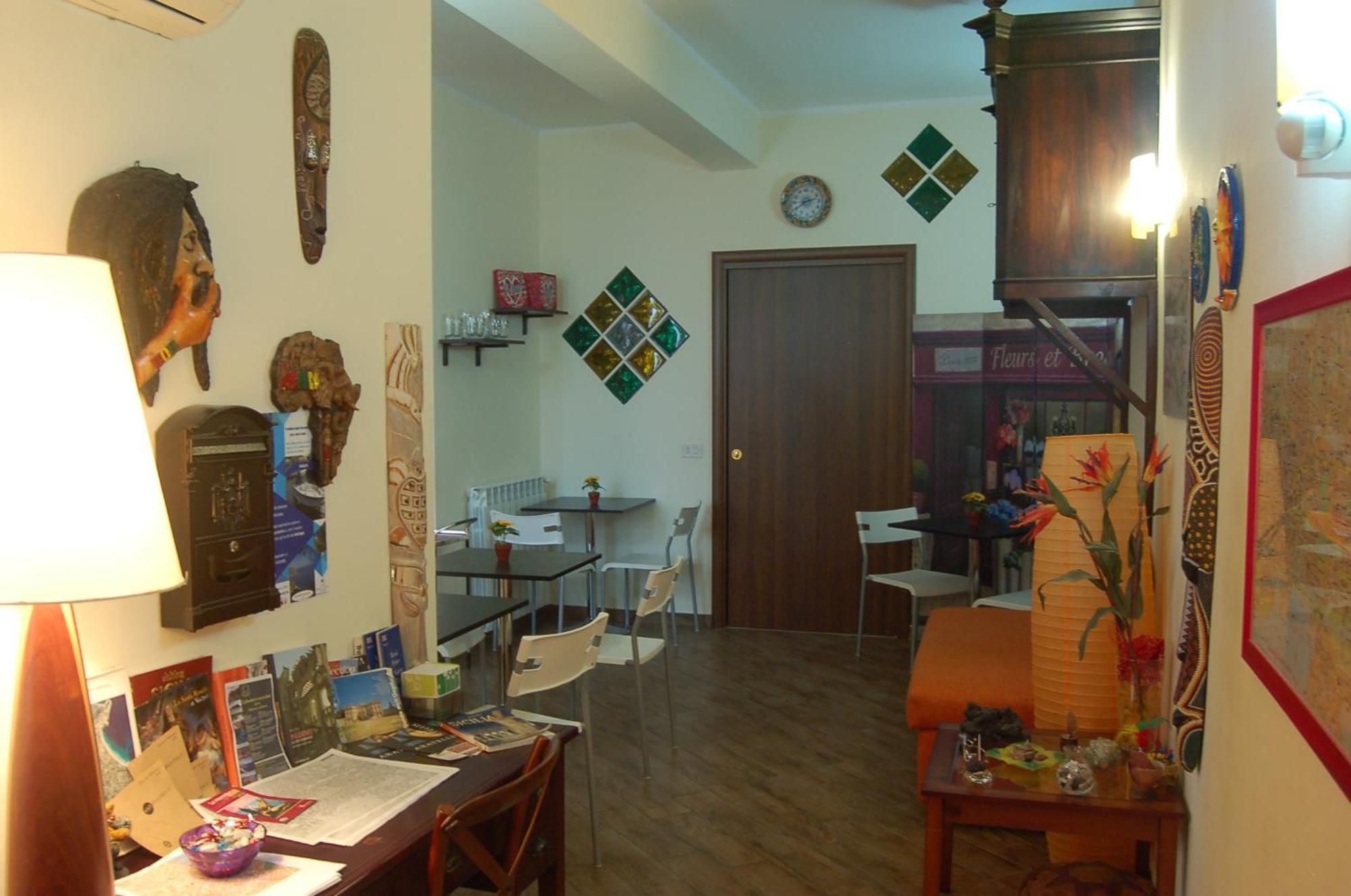 Antadia Hotel Palermo Bagian luar foto