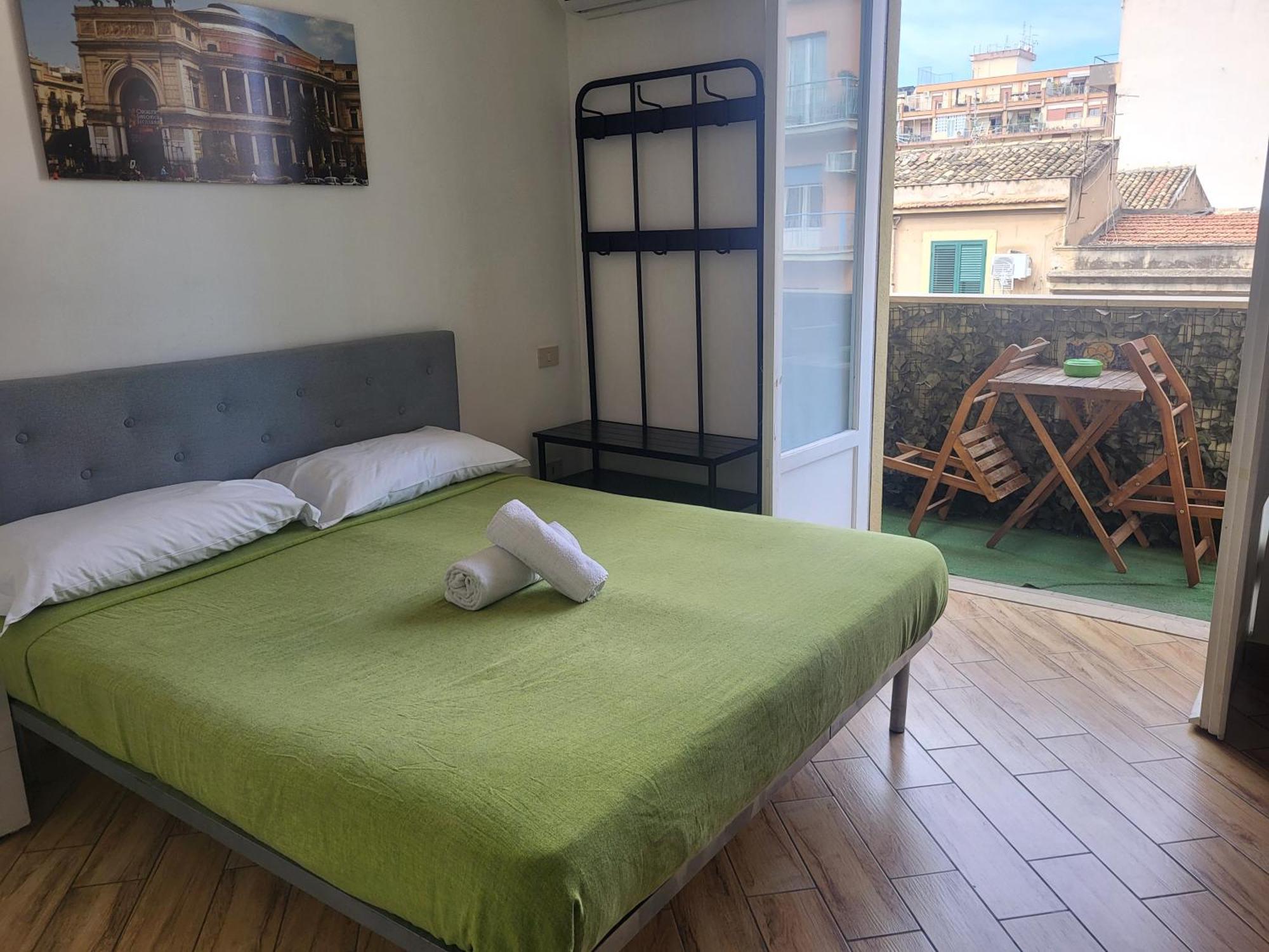 Antadia Hotel Palermo Bagian luar foto